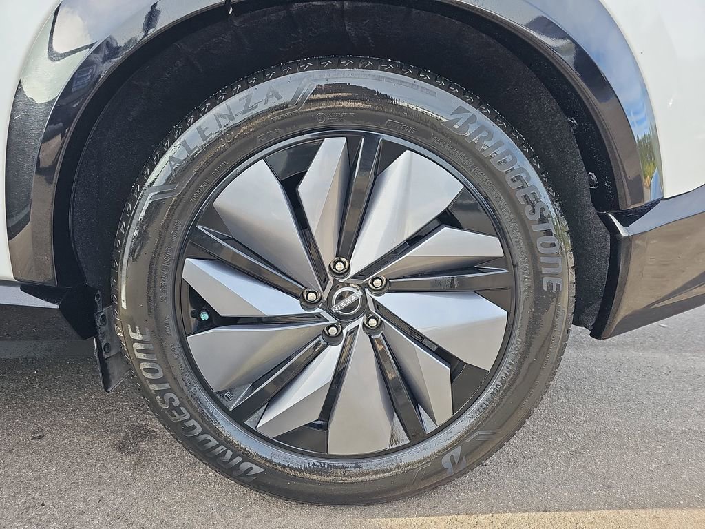 Used 2023 Nissan Ariya FWD image 35