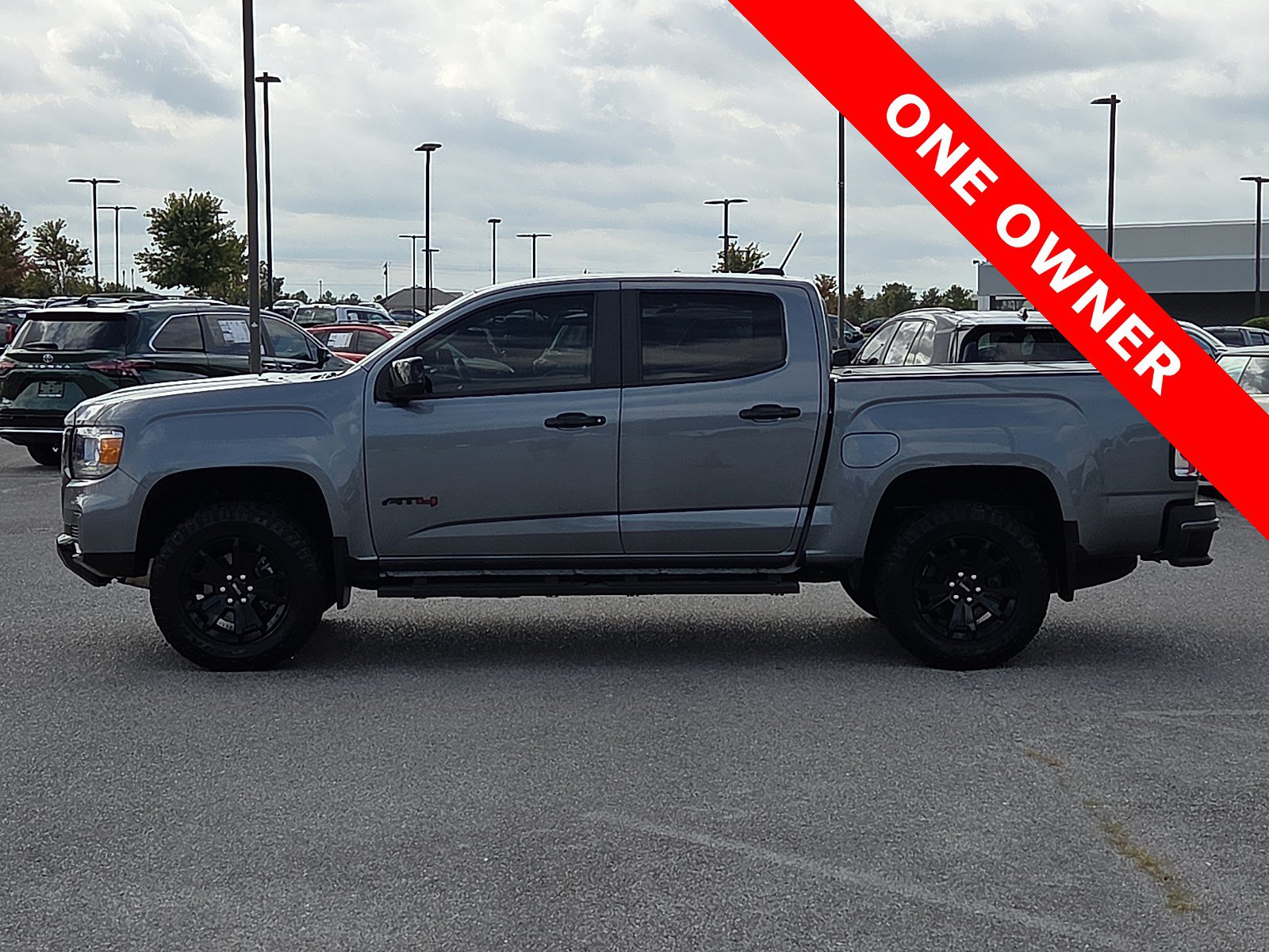Used 2022 GMC Canyon AT4 AWD/4WD image 3