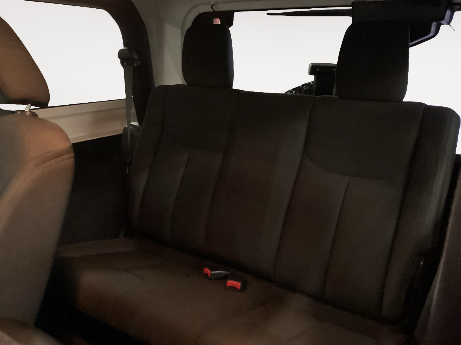 Used 2018 Jeep Wrangler Sport image 13