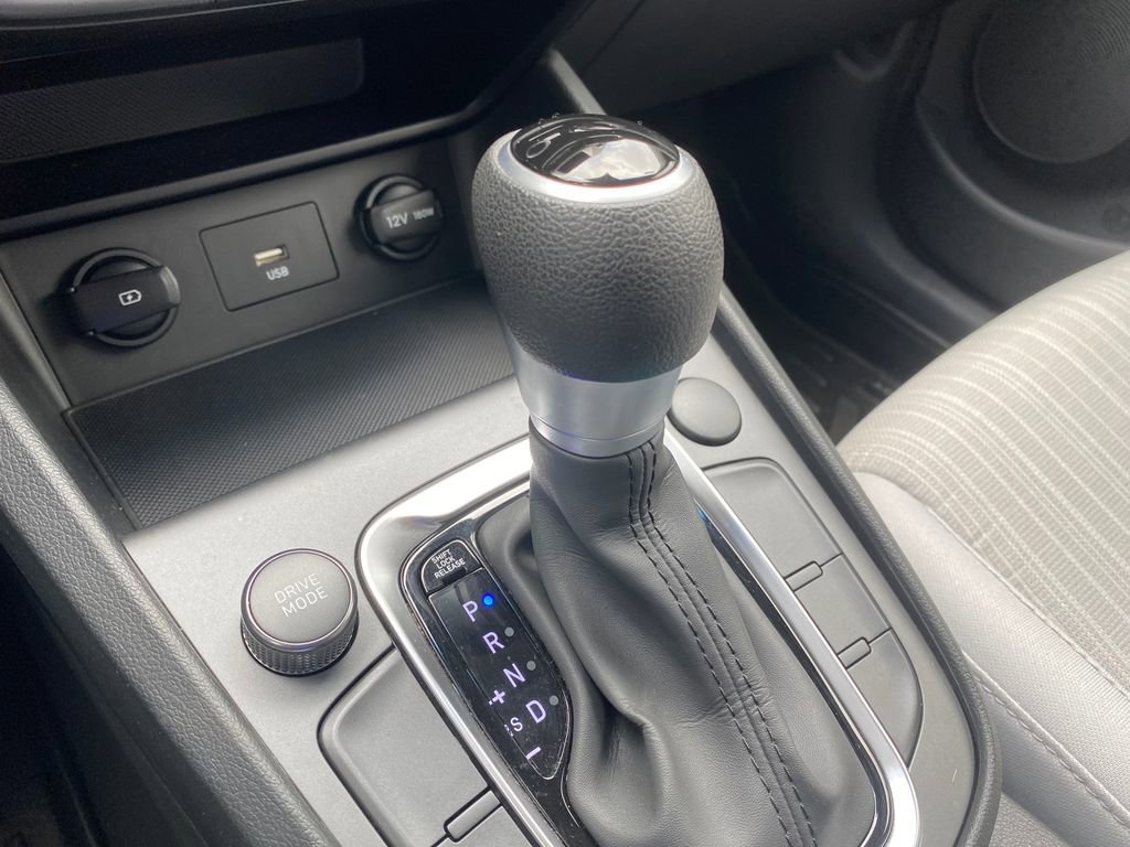 Used 2022 Hyundai Kona SEL FWD image 35