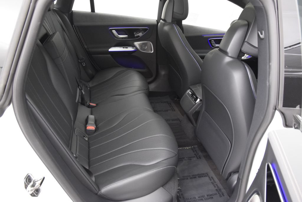 Used 2023 Mercedes-Benz EQE 500 4MATIC Sedan image 19