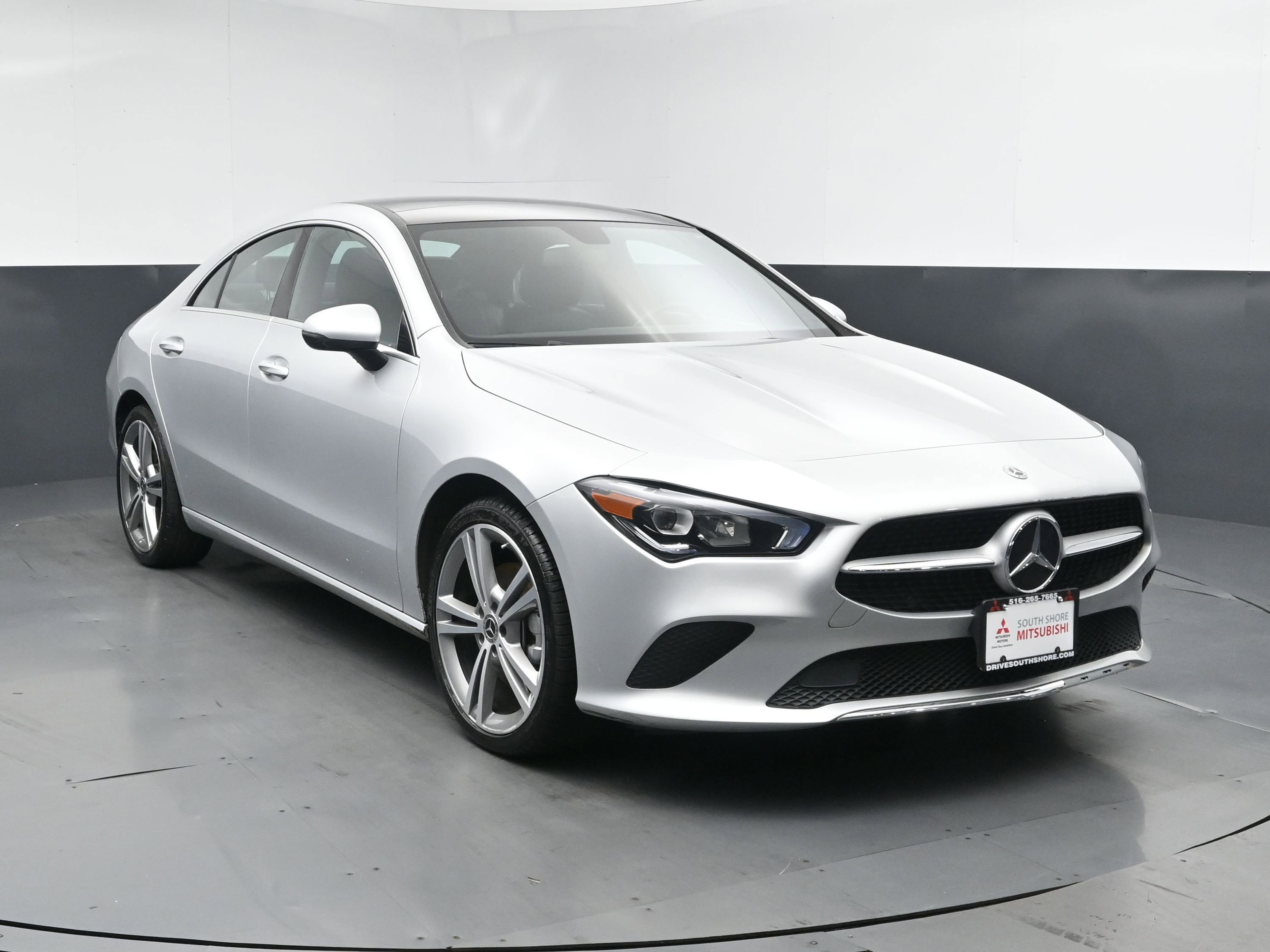 Used 2022 Mercedes-Benz CLA 250 4MATIC image 2