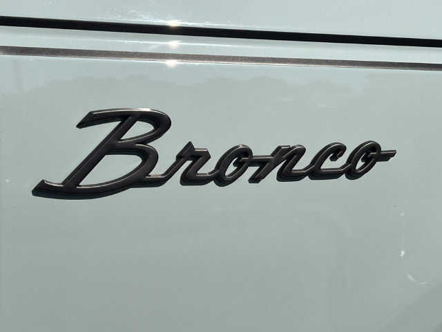 Used 2023 Ford Bronco Wildtrak AWD/4WD image 16