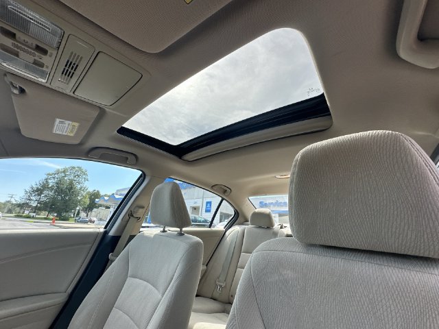 Used 2015 Honda Accord EX image 25