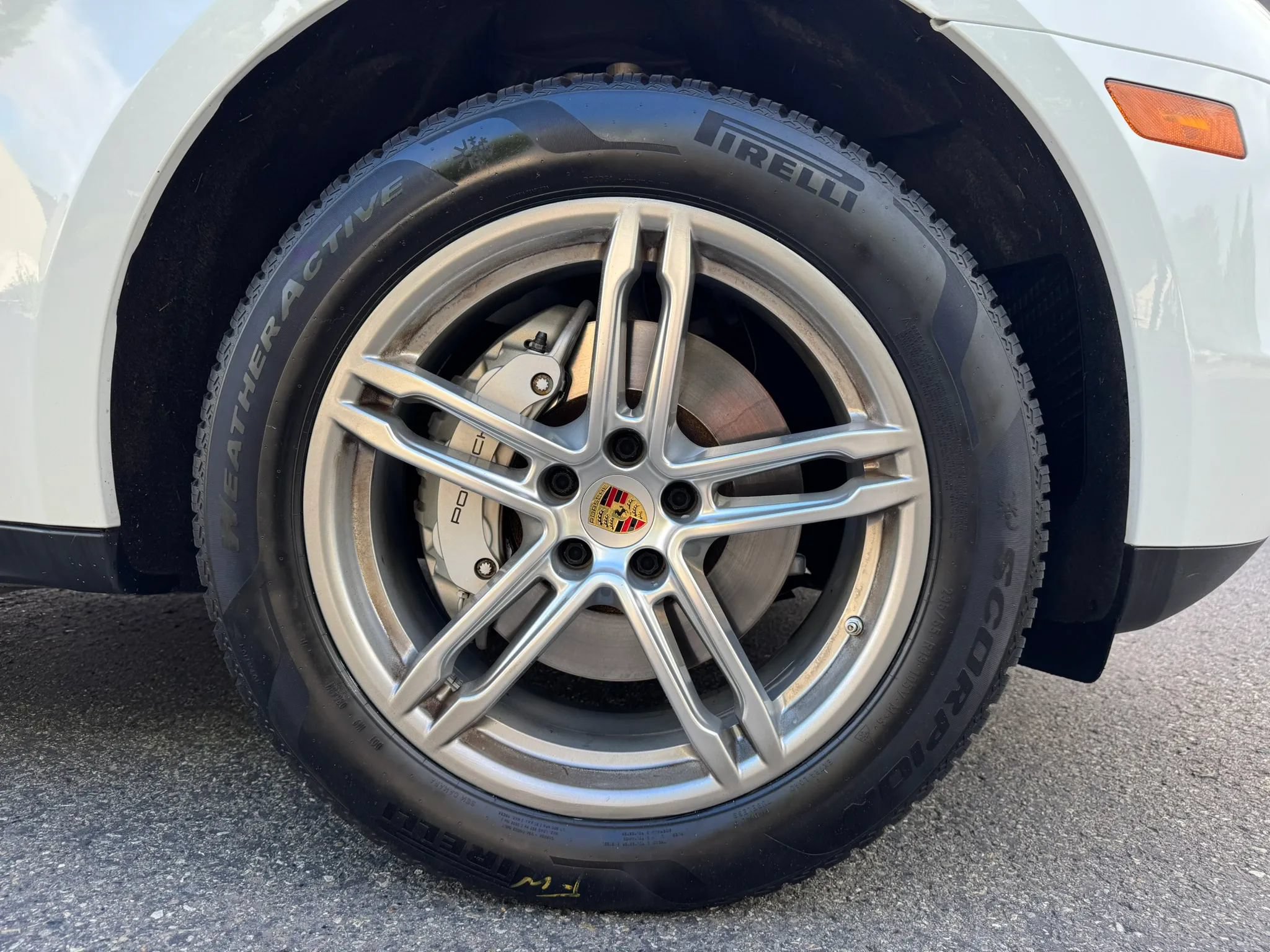 Used 2017 Porsche Macan S AWD/4WD image 19