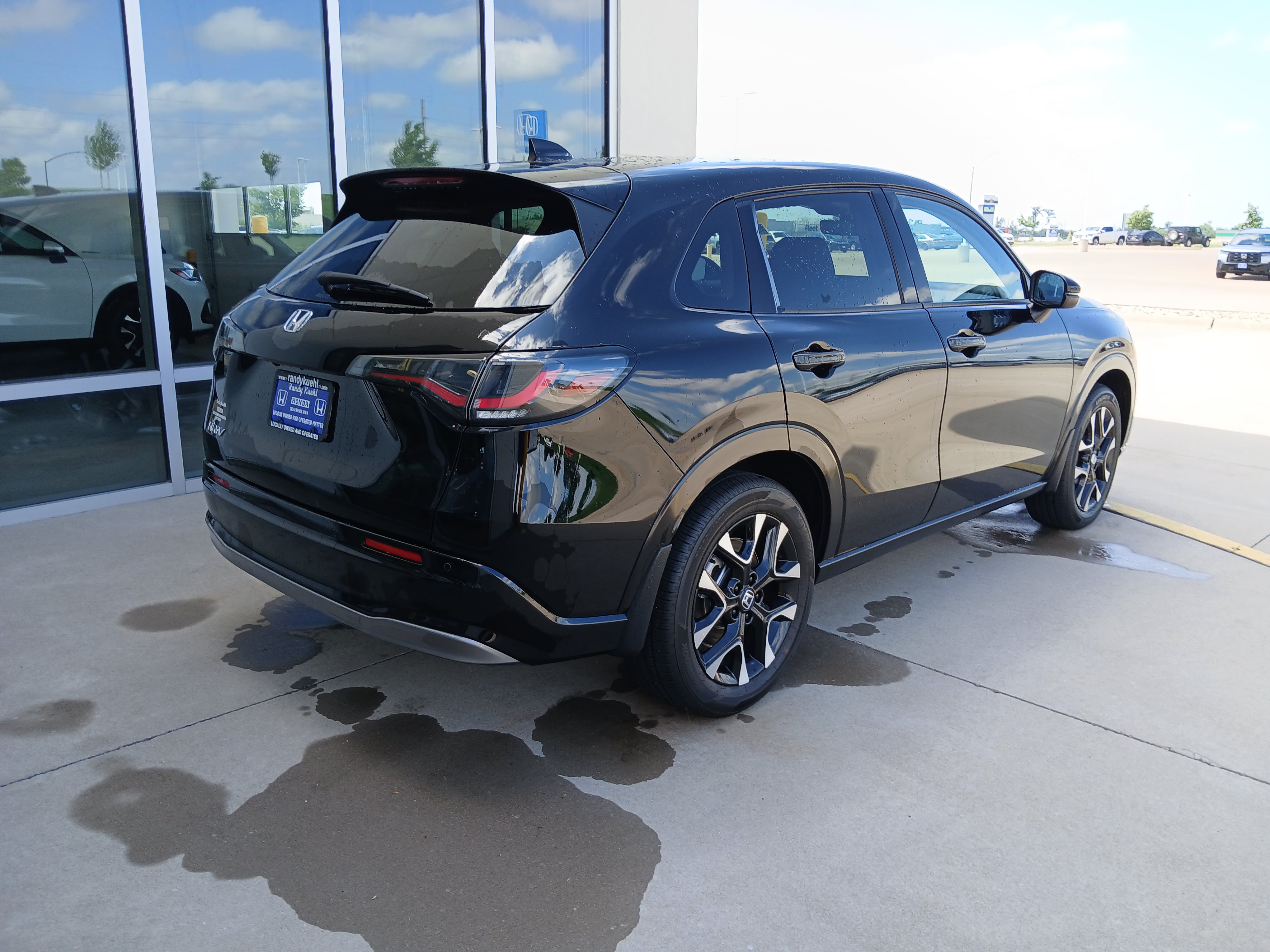 Used 2026 Honda HR-V EX-L image 7