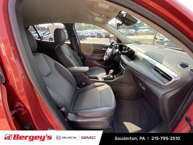 Used 2024 Buick Encore GX Preferred w/ Comfort Package FWD image 31