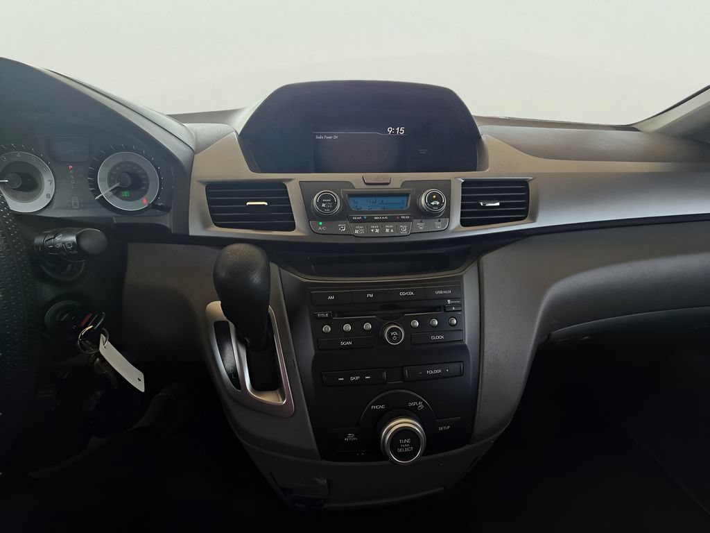 Used 2013 Honda Odyssey LX image 19