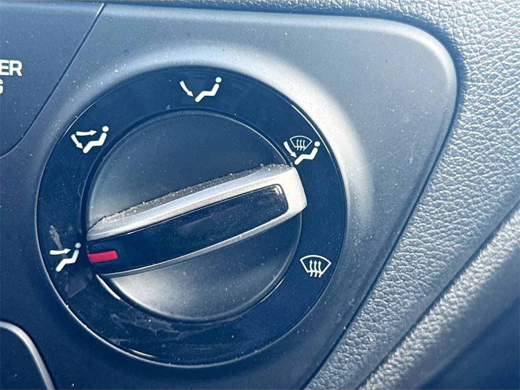 Used 2022 Hyundai Accent SE image 22