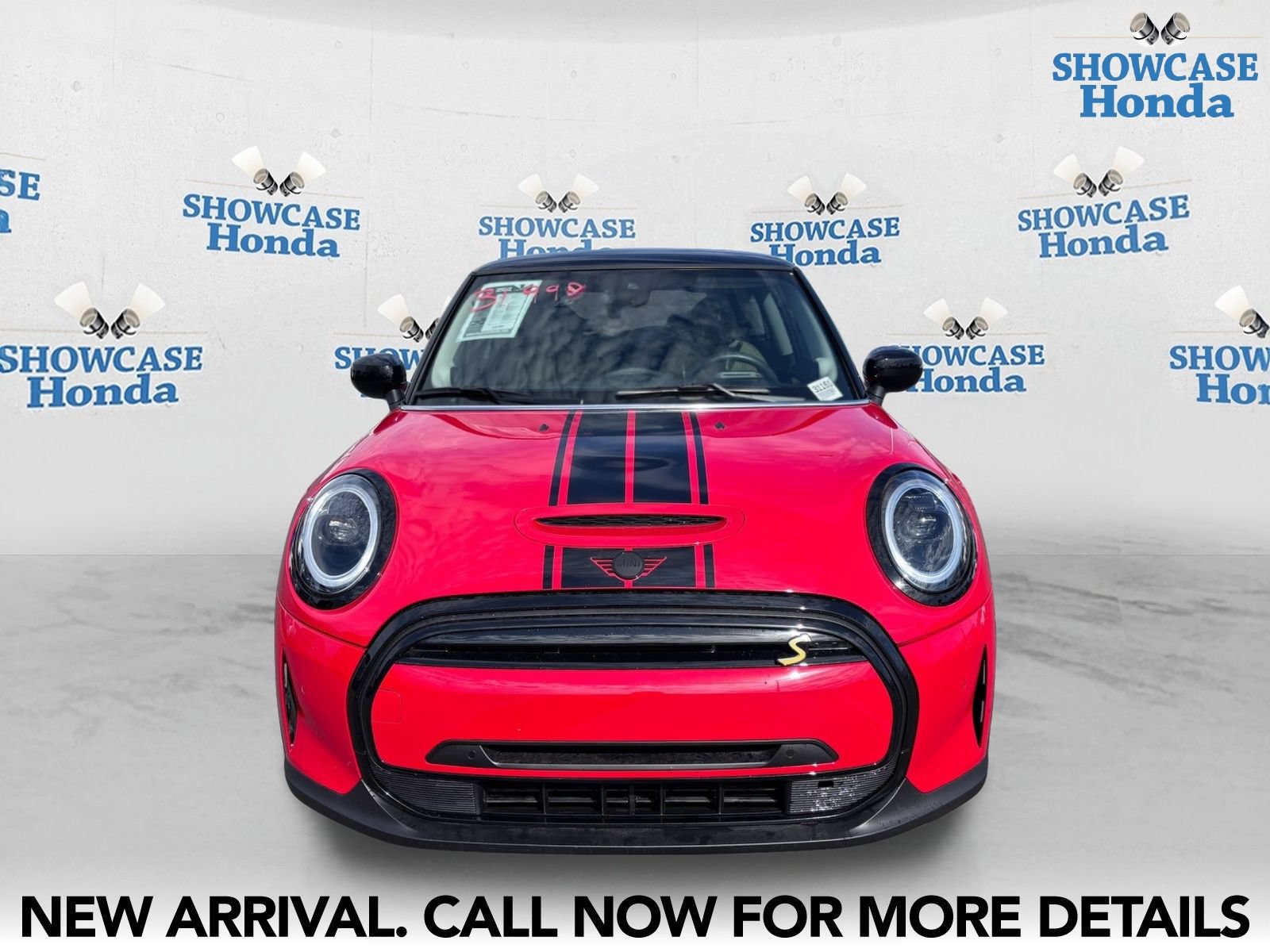Used 2024 MINI Cooper SE FWD image 6