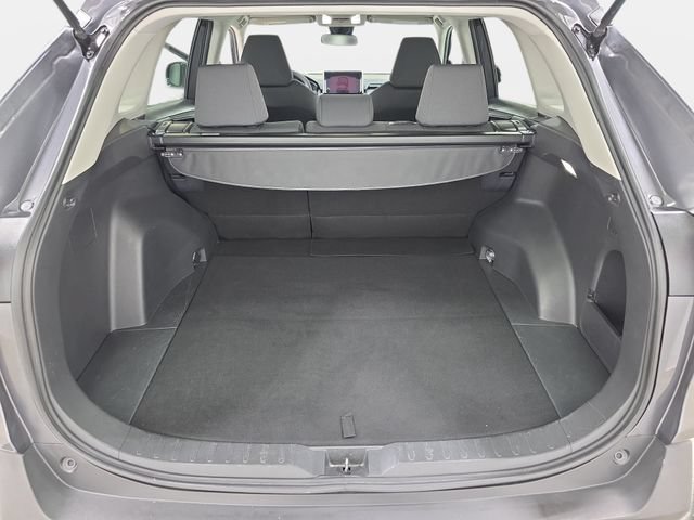 Certified 2025 Toyota RAV4 XLE AWD/4WD image 34