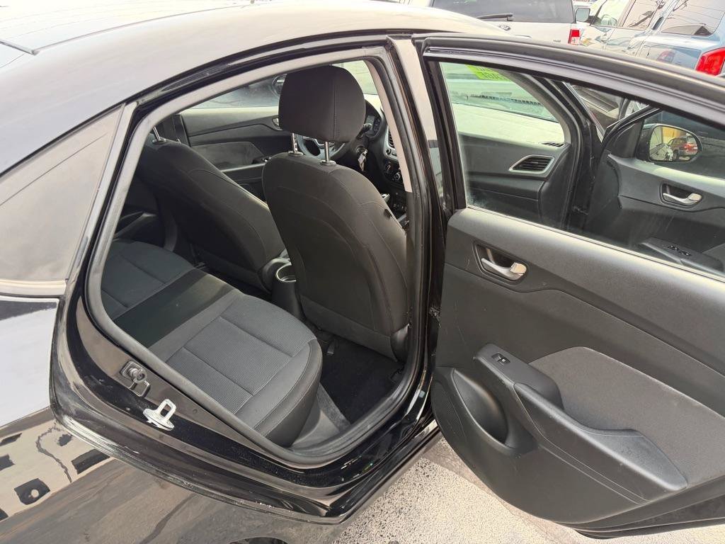 Used 2018 Hyundai Accent SE FWD image 9