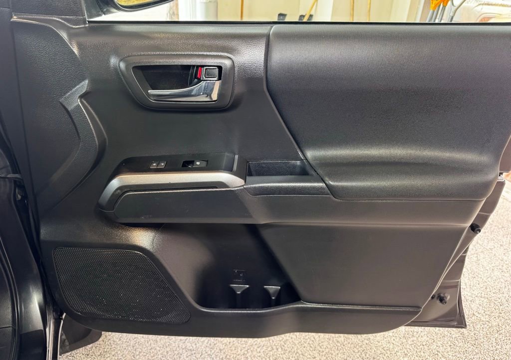 Used 2023 Toyota Tacoma TRD Sport w/ Advanced Technology Package image 50