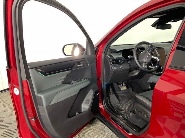 Used 2024 GMC Acadia AT4 w/ LPO, Floor Liner Package image 26