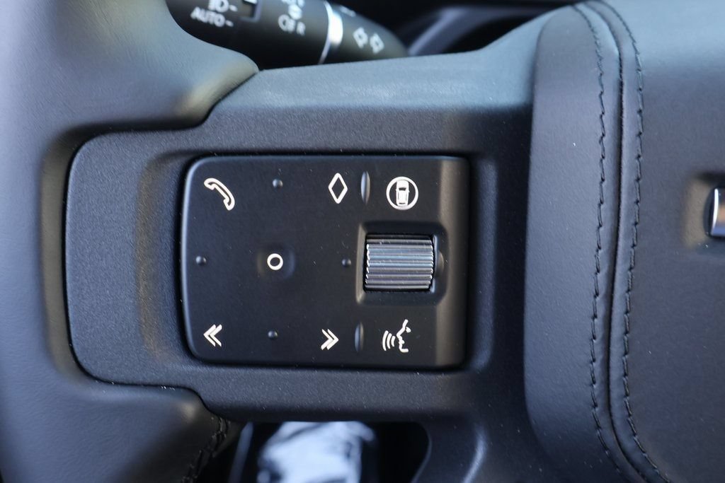 New 2026 Land Rover Defender 110 X AWD/4WD image 21