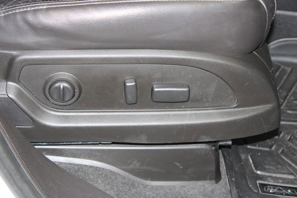 Used 2017 Buick Enclave Premium w/ Experience Buick Package image 29