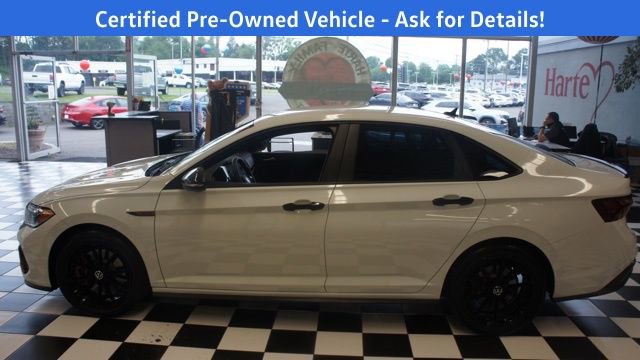 Used 2024 Volkswagen Jetta GLI 40th Anniversary Edition image 9