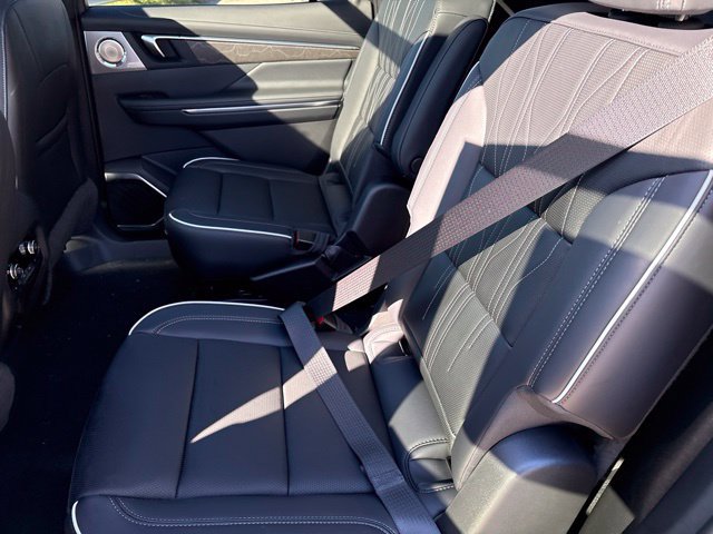 New 2027 Buick Enclave Avenir AWD/4WD image 5