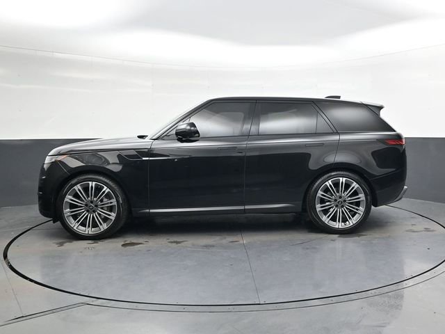 Used 2024 Land Rover Range Rover Sport SE image 9
