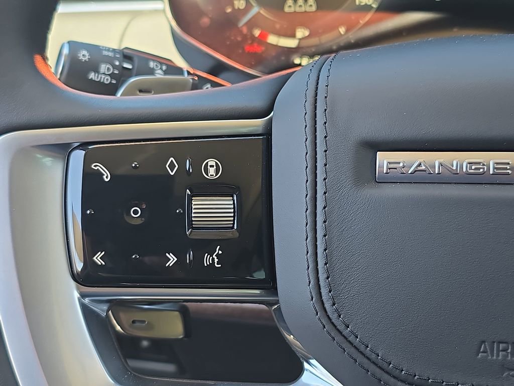 New 2026 Land Rover Range Rover SE AWD/4WD image 18