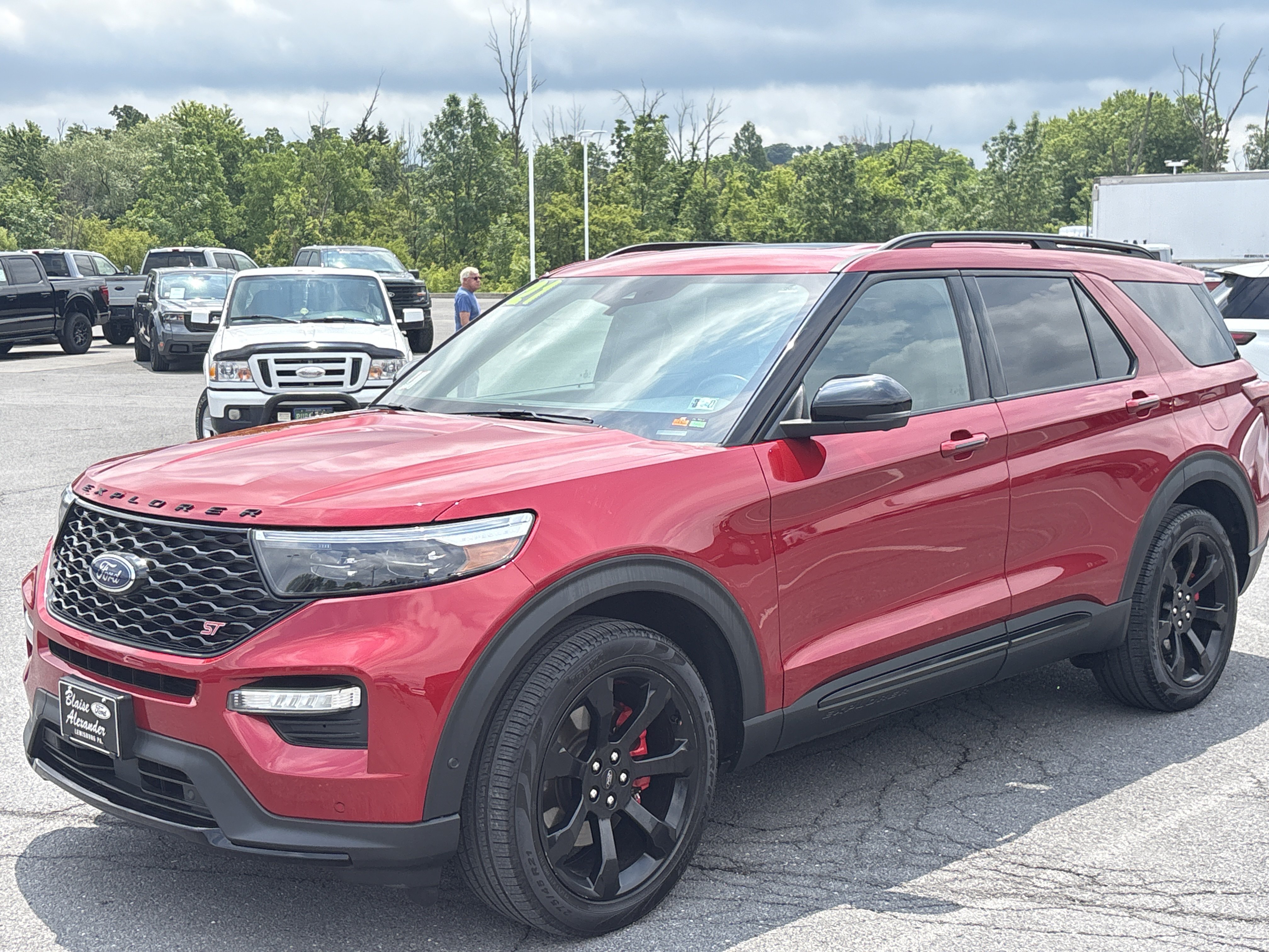 Used 2021 Ford Explorer ST w/ Equipment Group 401A AWD/4WD image 13