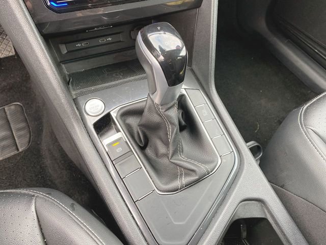 Used 2024 Volkswagen Tiguan SE image 15