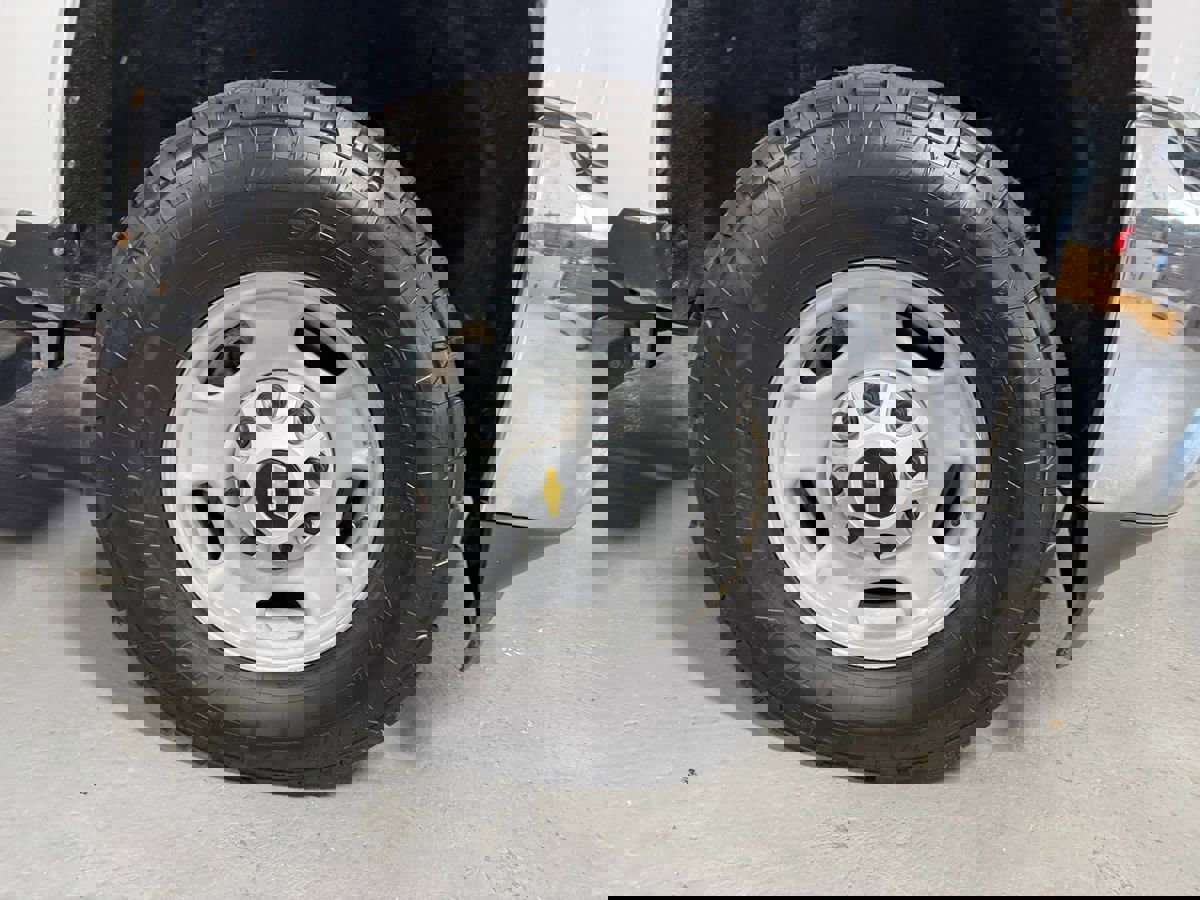 Used 2015 Chevrolet Silverado 2500 W/T image 13
