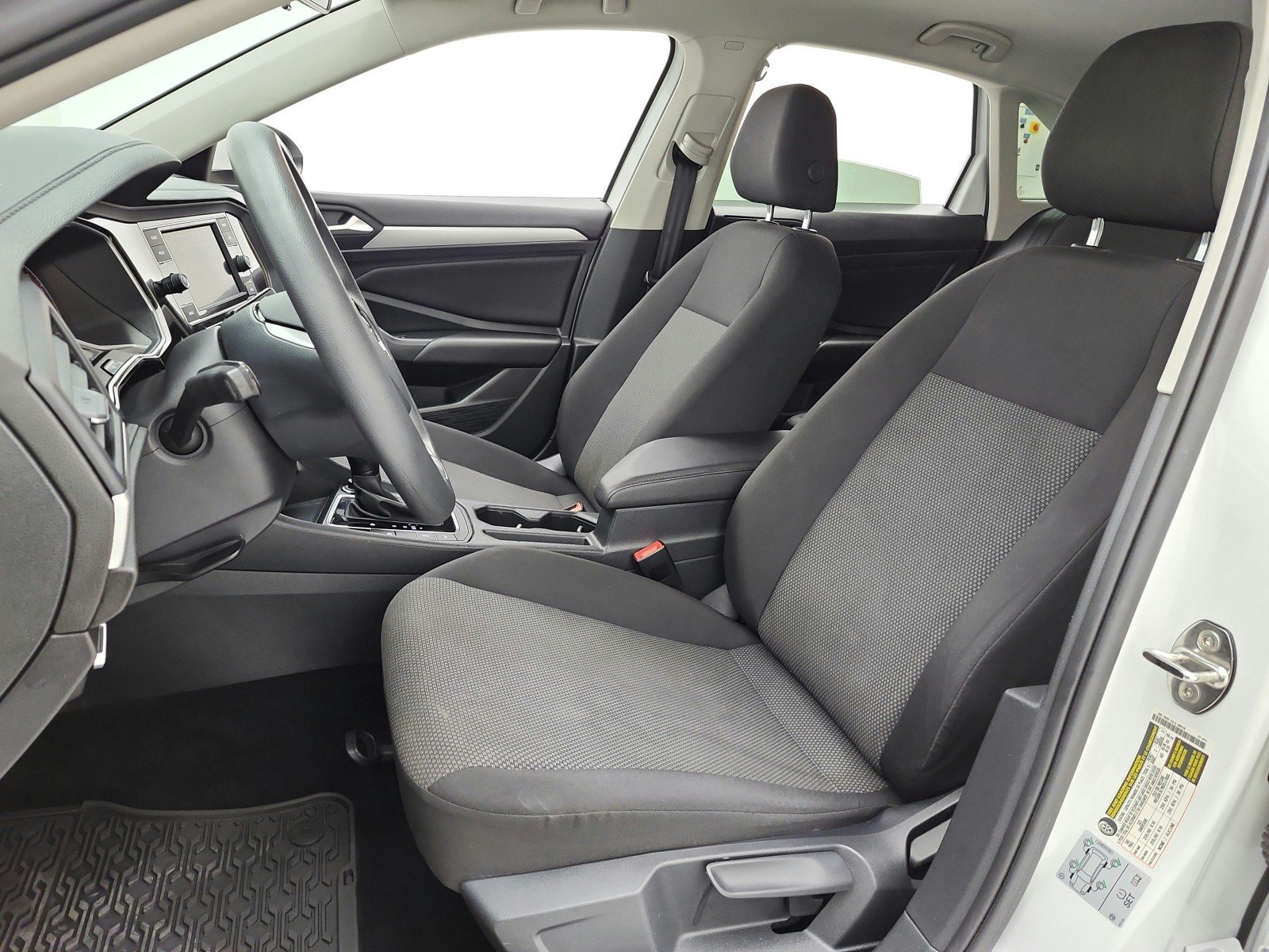 Used 2021 Volkswagen Jetta S w/ Driver Assistance Package FWD image 12