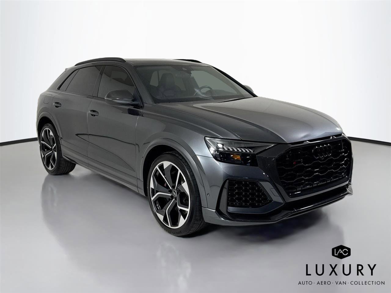Used 2022 Audi RS Q8 image 3