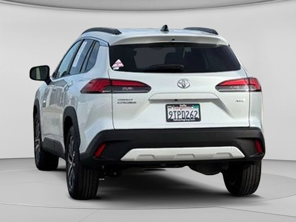 Used 2025 Toyota Corolla Cross XLE w/ Convenience Package FWD image 36