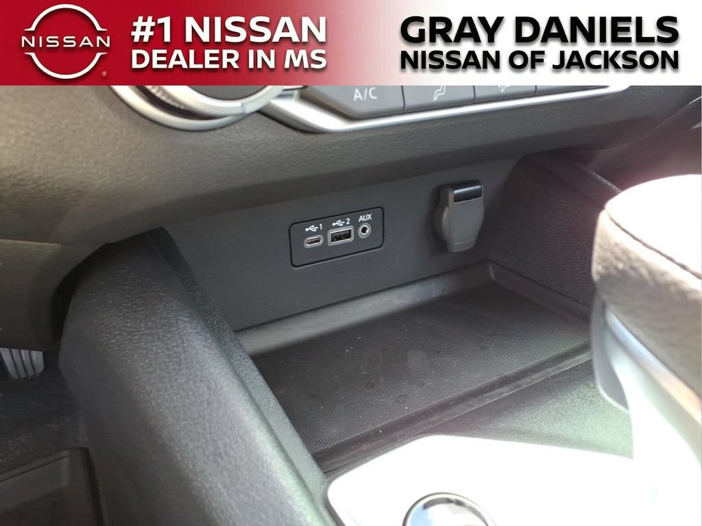 New 2026 Nissan Altima 2.5 SV FWD image 18