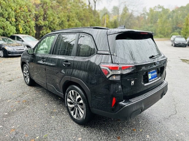 Used 2025 Subaru Forester Touring image 8