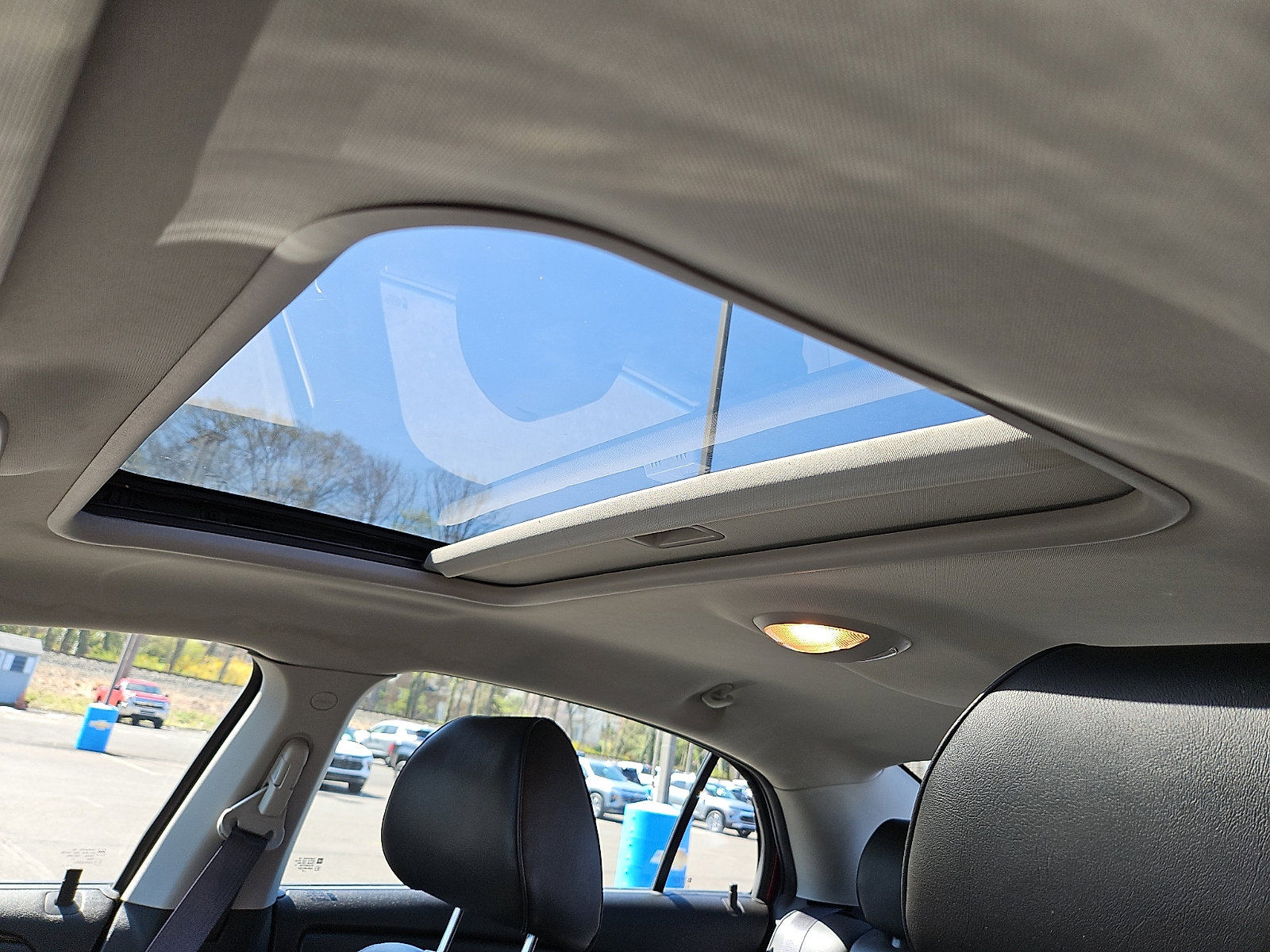 Used 2011 Chevrolet Malibu LTZ w/ HFV6 Engine Package image 14