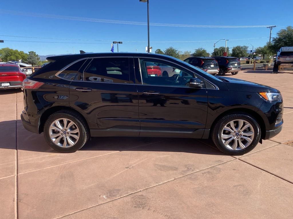 Certified 2022 Ford Edge Titanium AWD/4WD image 11
