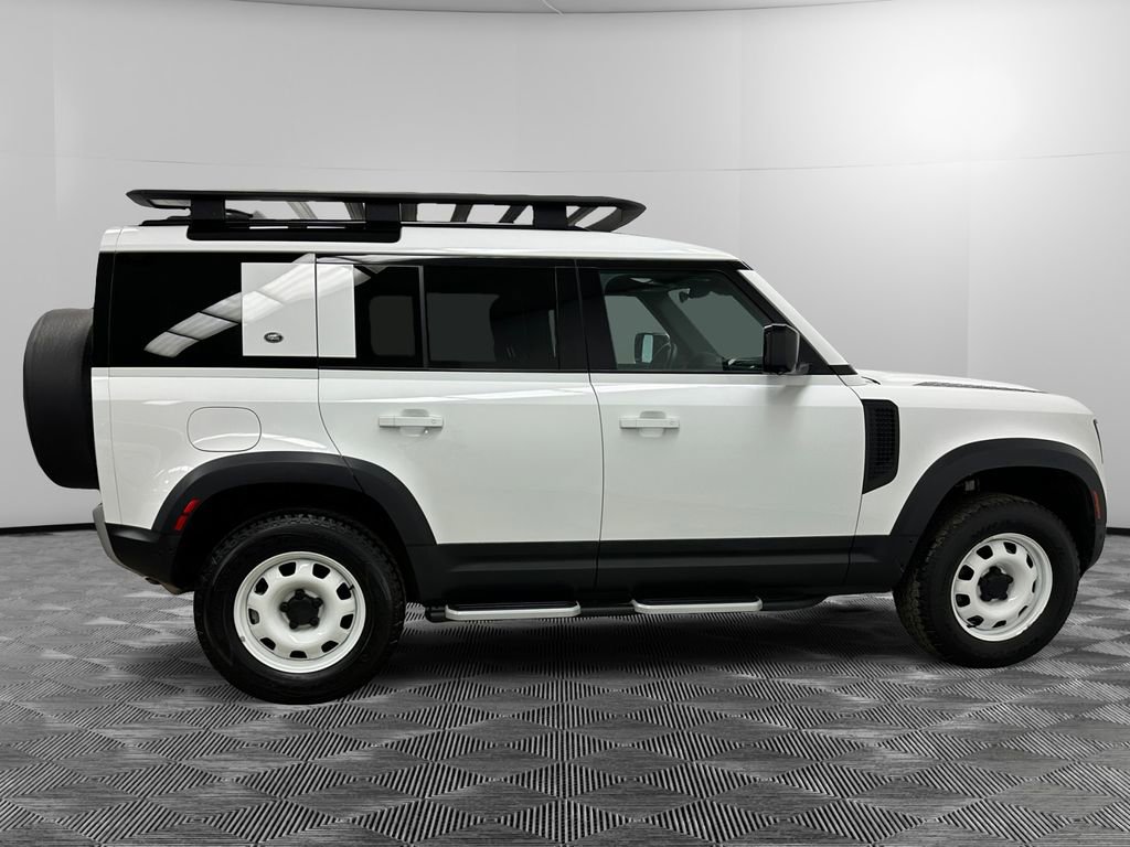 Used 2023 Land Rover Defender 110 S image 6