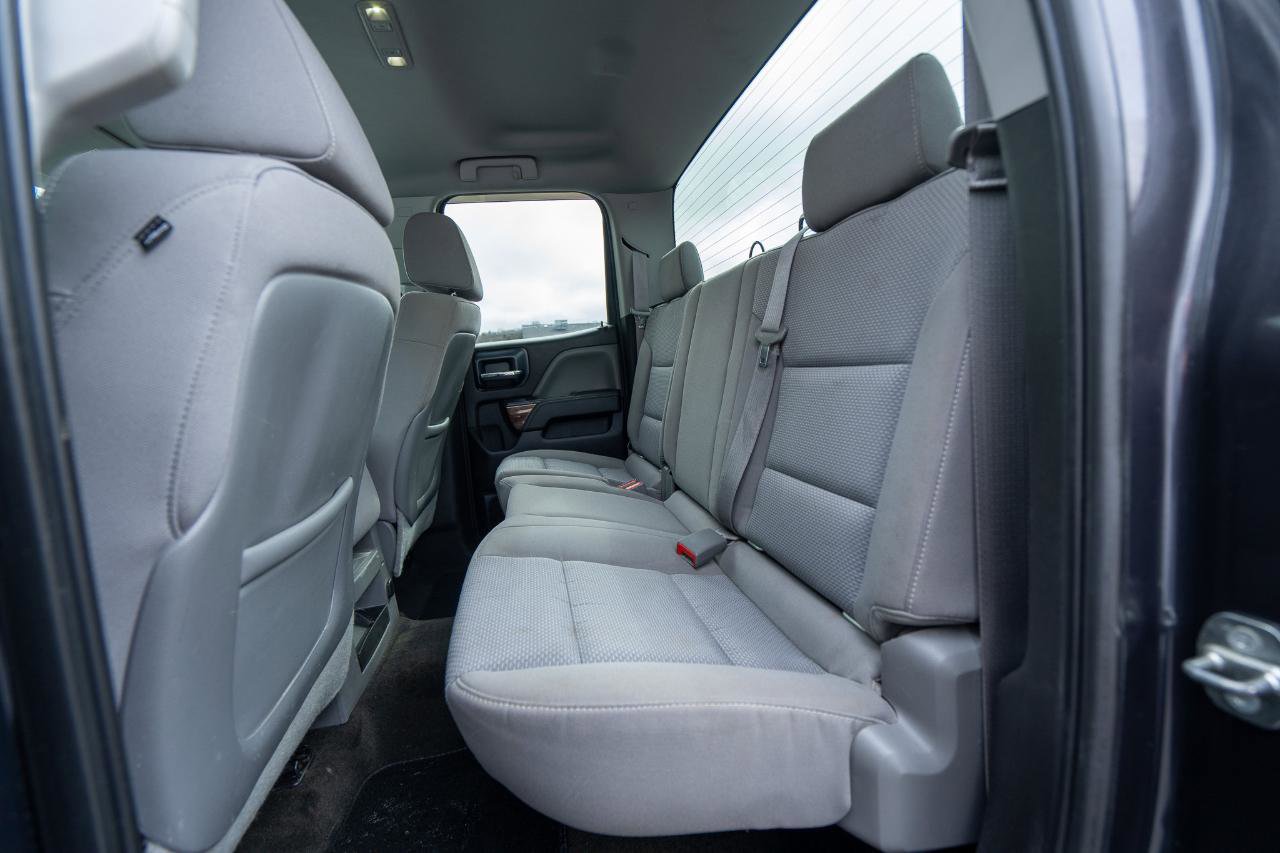 Used 2015 GMC Sierra 2500 SLE w/ SLE Preferred Package image 17