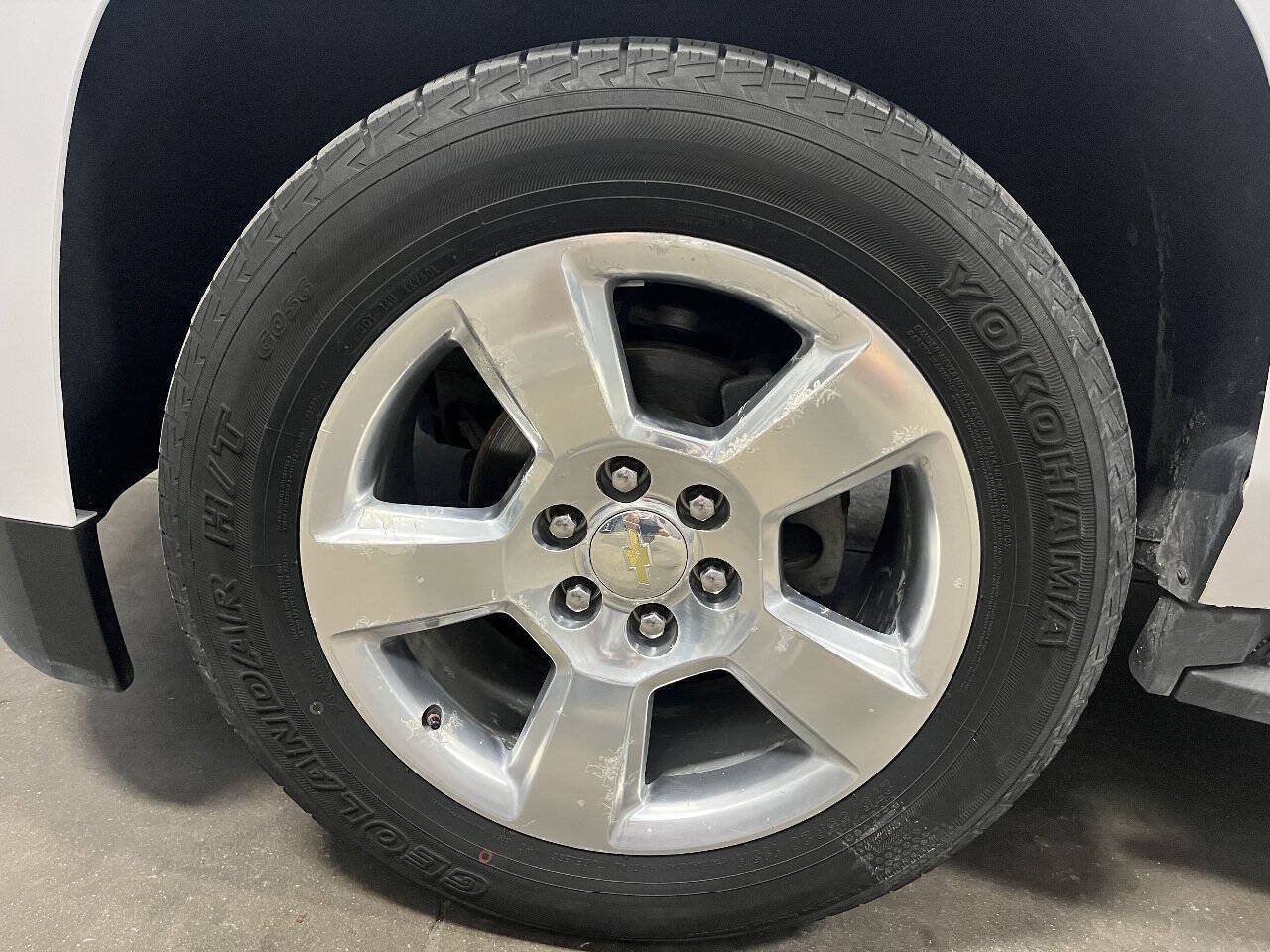 Used 2015 Chevrolet Suburban LT AWD/4WD image 9