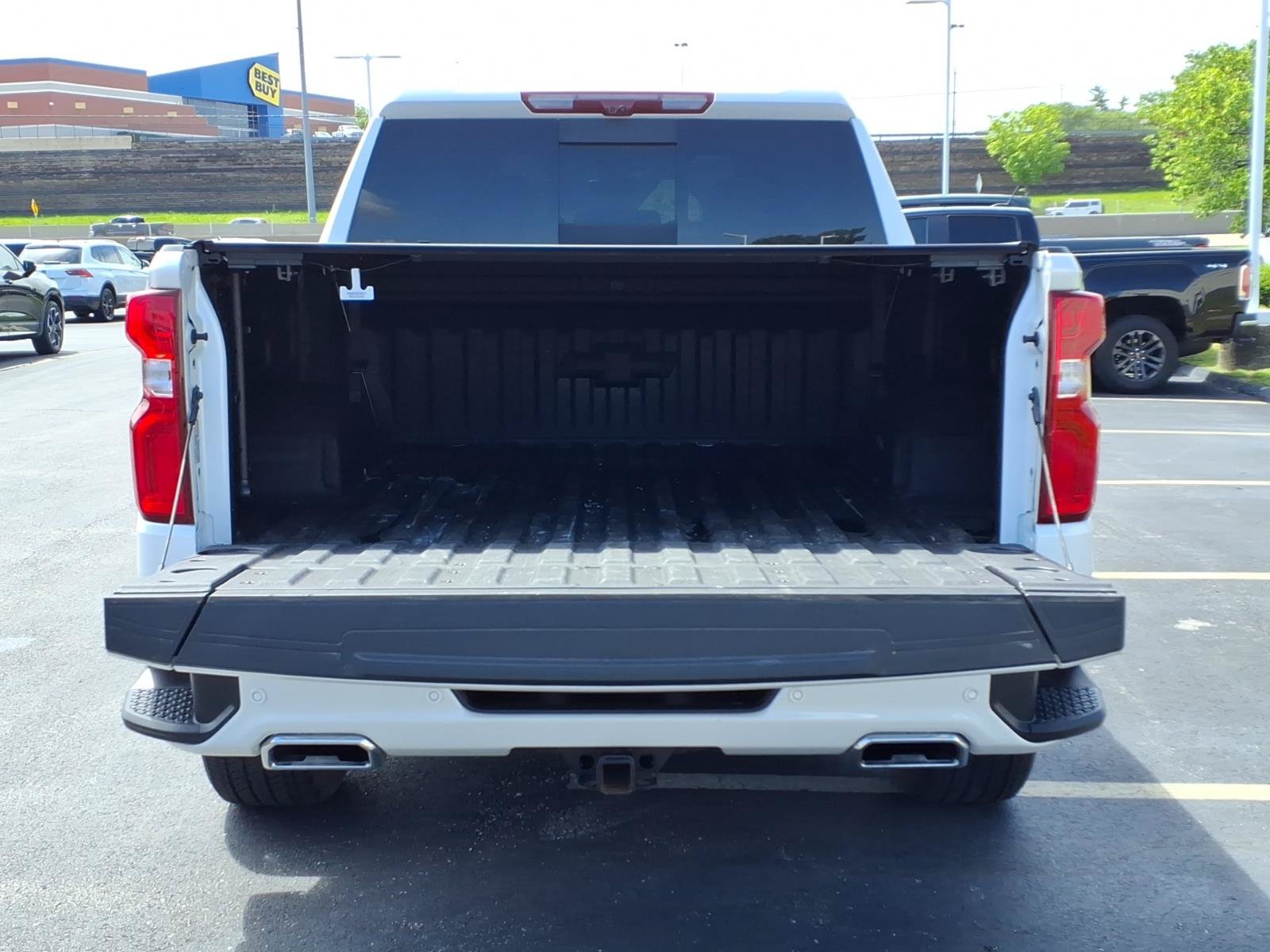 Used 2025 Chevrolet Silverado 1500 High Country AWD/4WD image 27