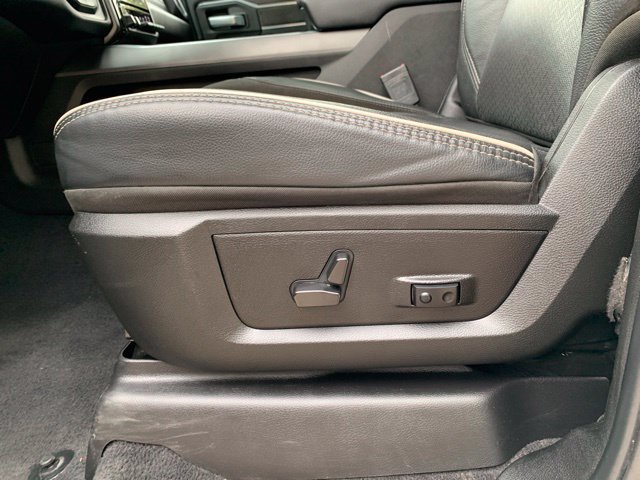 Used 2025 RAM 2500 Laramie AWD/4WD image 42
