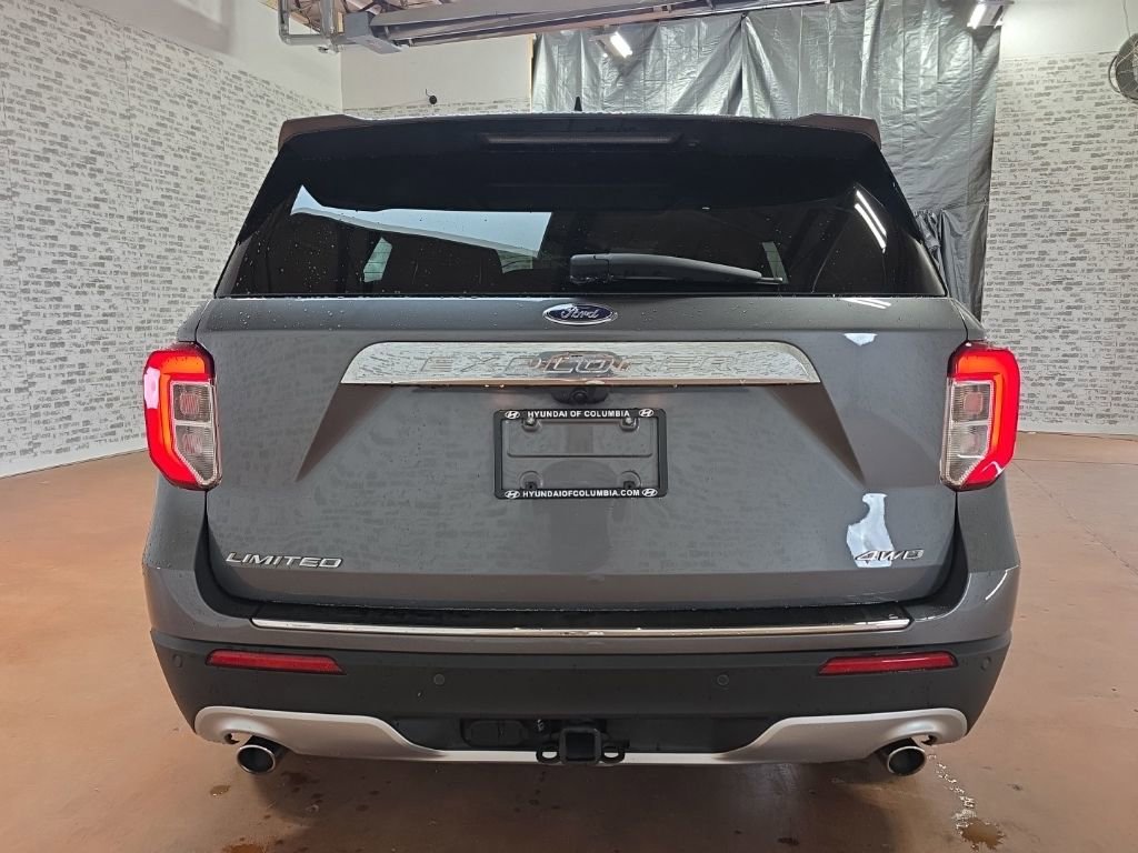 Used 2021 Ford Explorer Limited w/ Equipment Group 301A AWD/4WD image 5