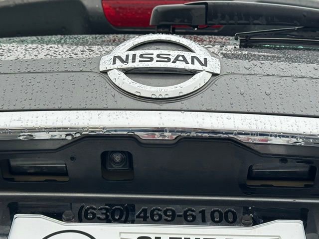 Used 2018 Nissan Rogue S image 16