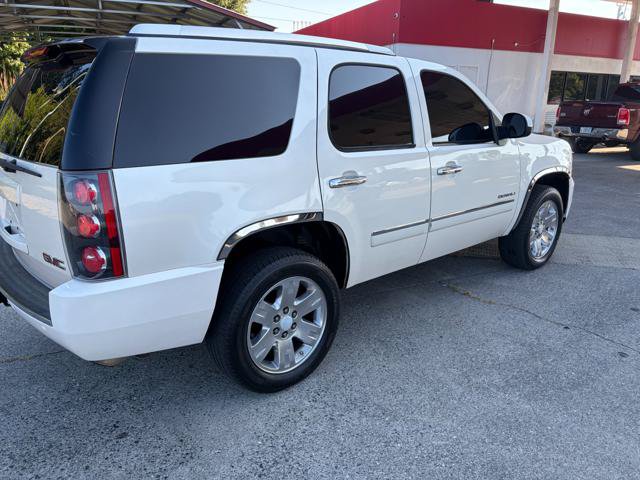 Used 2013 GMC Yukon Denali AWD/4WD image 5