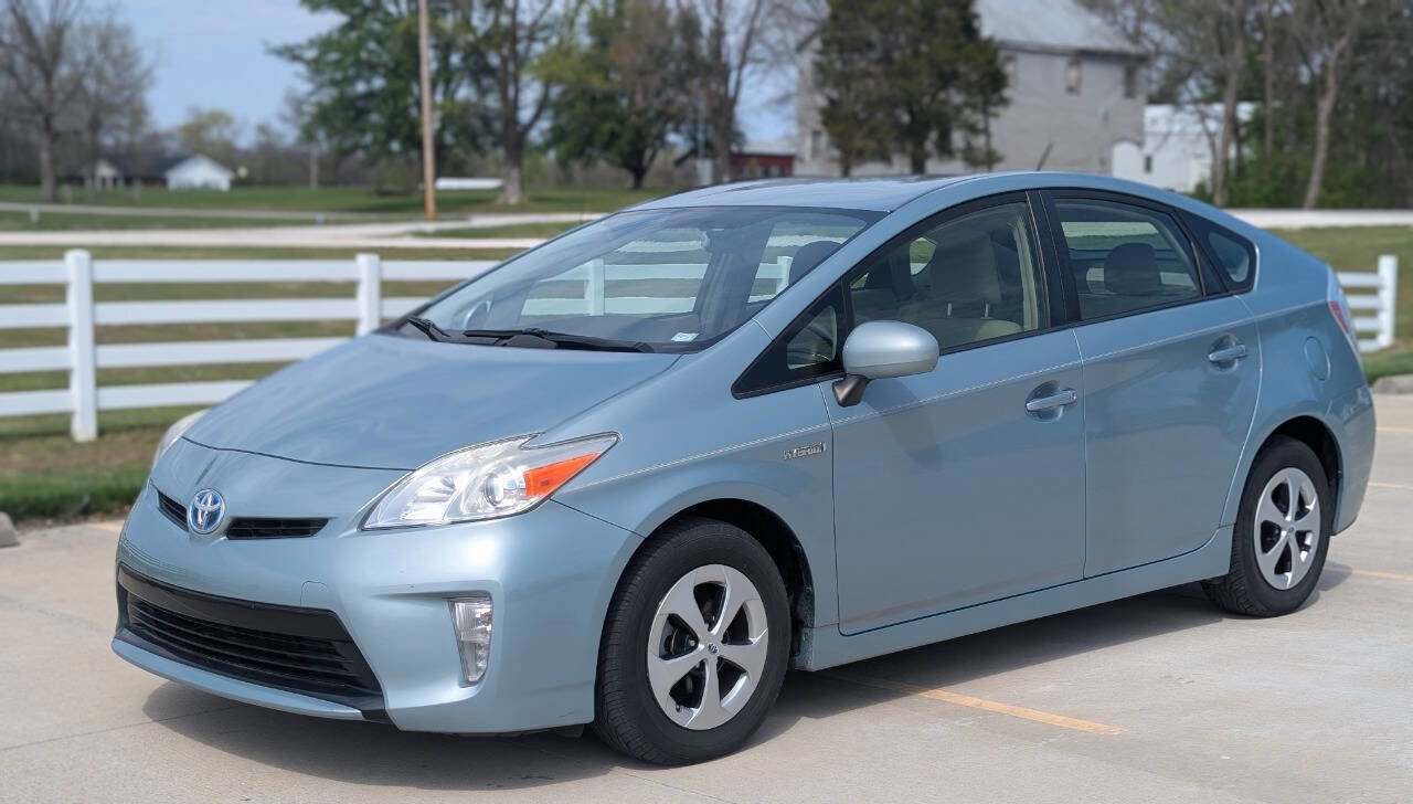 Used 2012 Toyota Prius Two image 1
