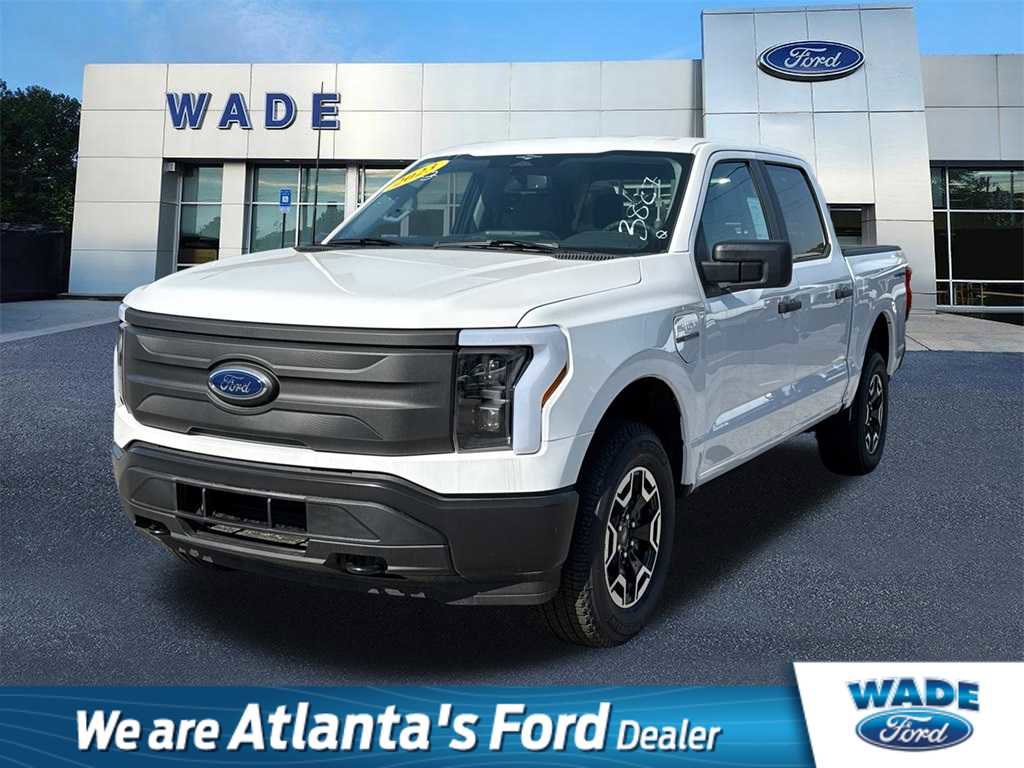 New 2023 Ford F150 Lightning Lariat
