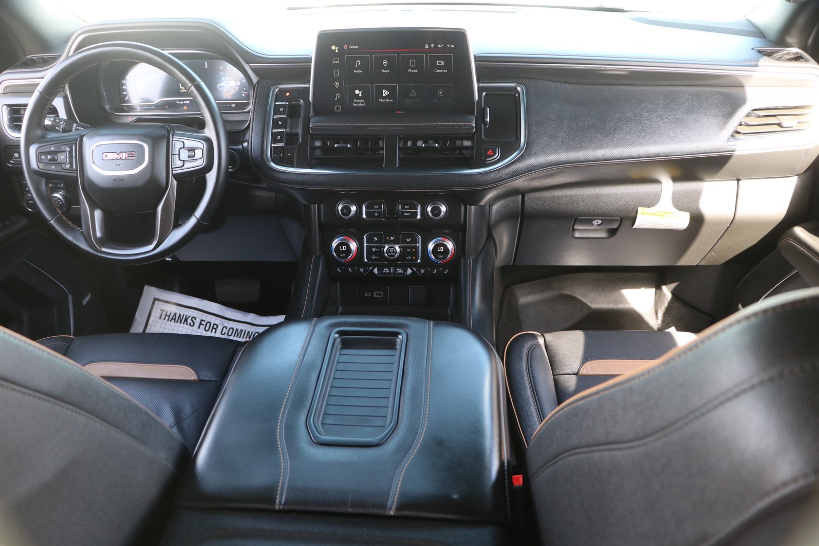 Used 2024 GMC Yukon AT4 w/ Technology Package AWD/4WD image 16