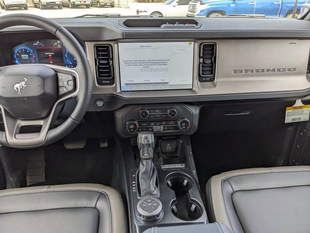 New 2026 Ford Bronco Outer Banks AWD/4WD image 15