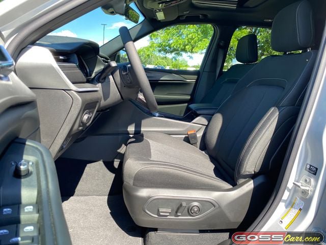 New 2026 Jeep Grand Cherokee Laredo X AWD/4WD image 25