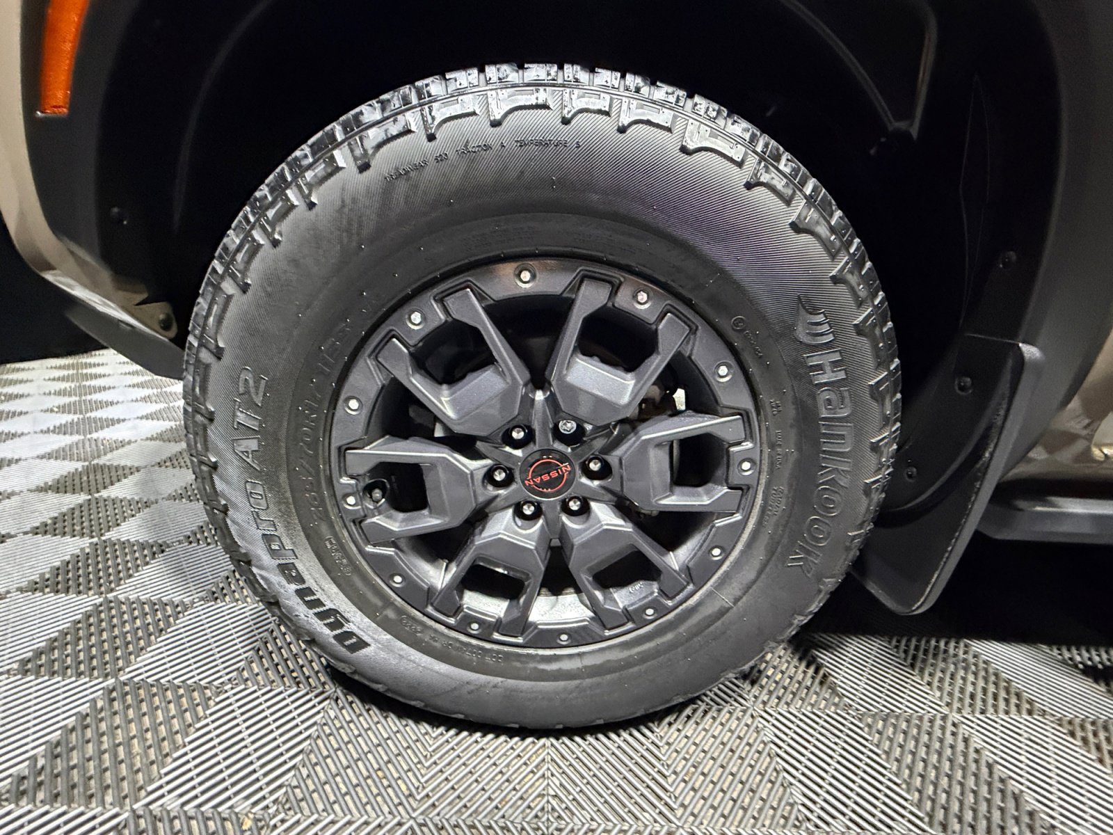 Used 2022 Nissan Frontier PRO-4X w/ Pro-4X Premium Package AWD/4WD image 26