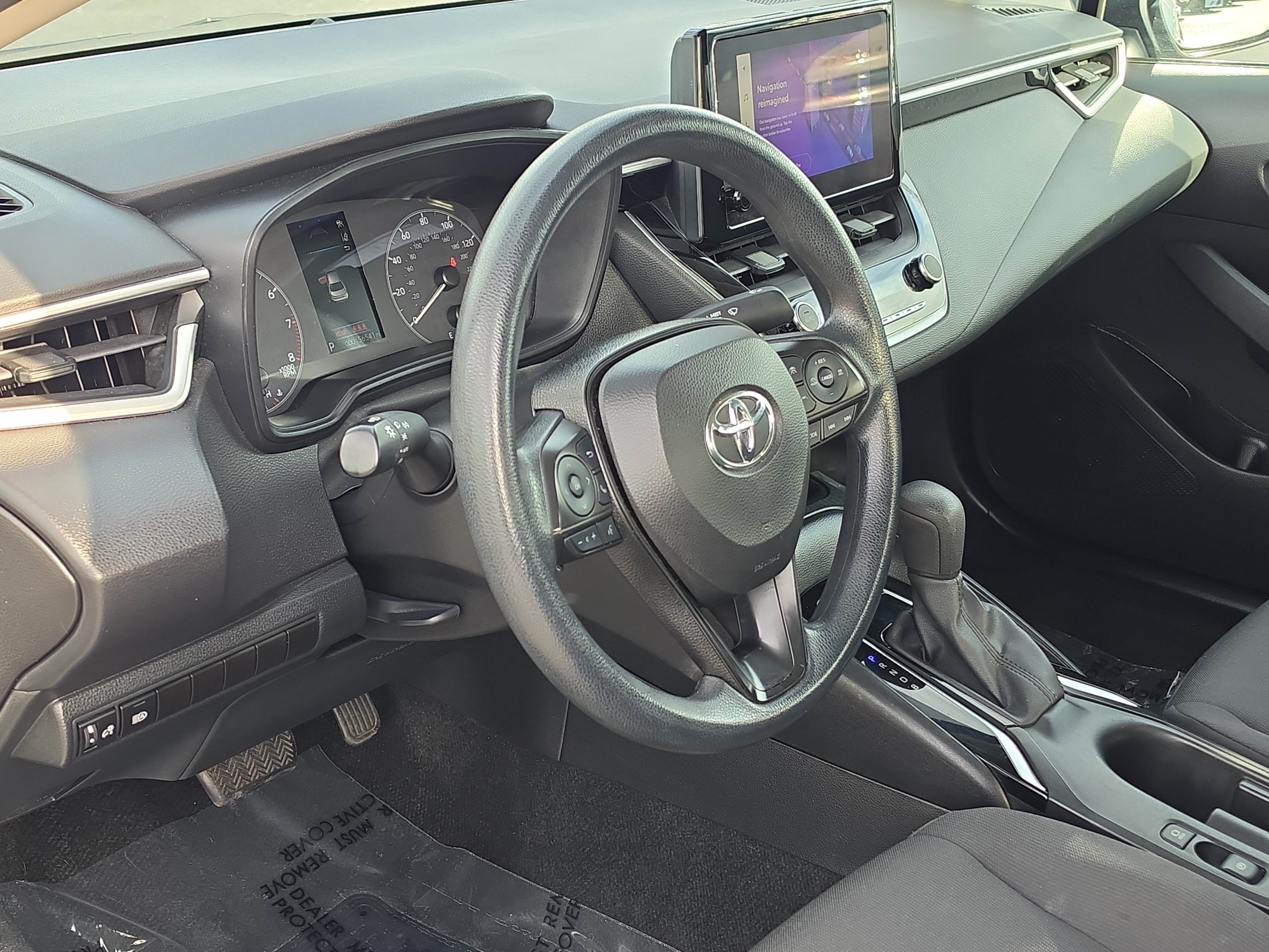 Used 2024 Toyota Corolla LE FWD image 14