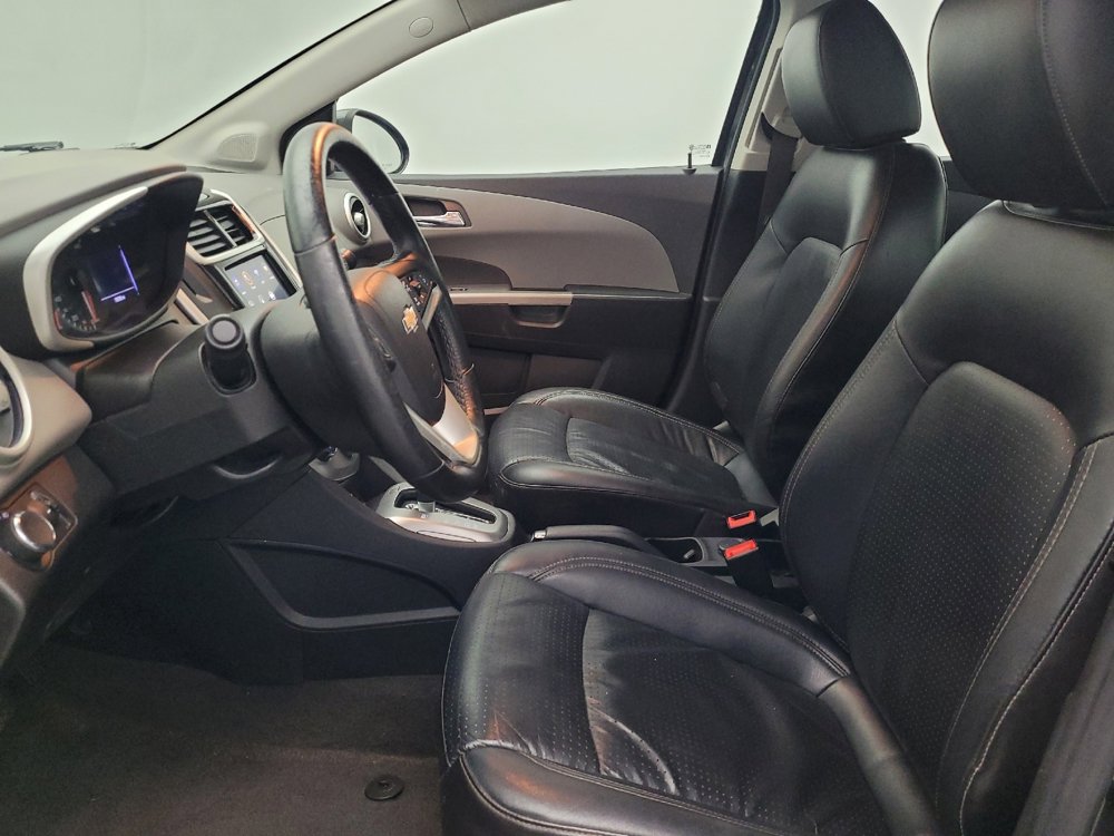 Used 2020 Chevrolet Sonic Premier image 17